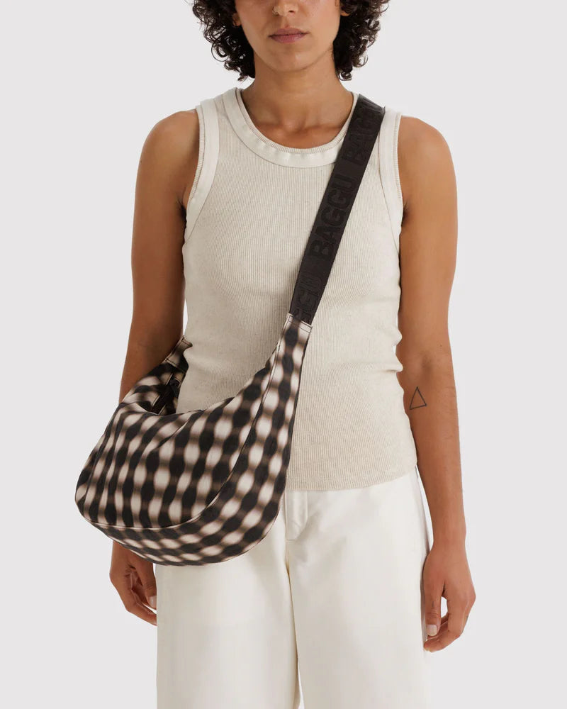 BAGGU Medium Nylon Cresent Bag Blurred Gingham Brown