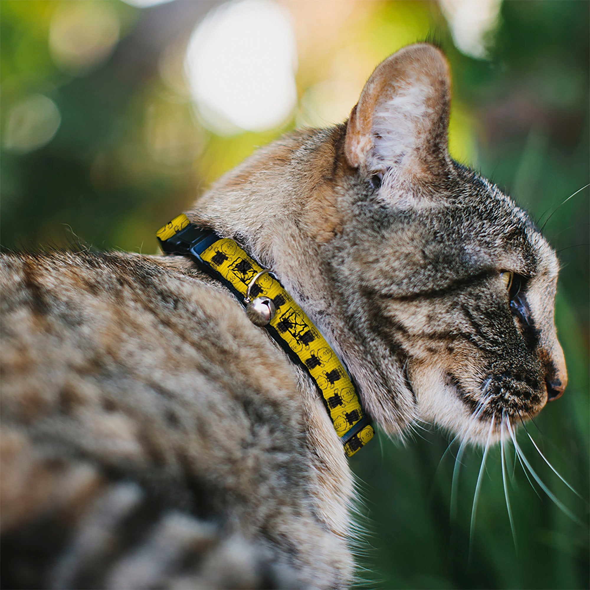 Breakaway Cat Collar with Bell - Peanuts Charlie Brown Pose Flip Yellow/Black